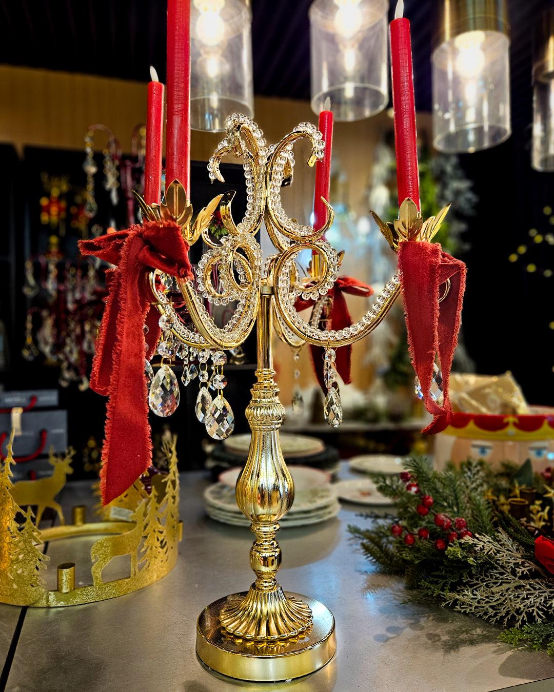 Candelabro chapado en níquel con cristal 33*33*63cm Dorado