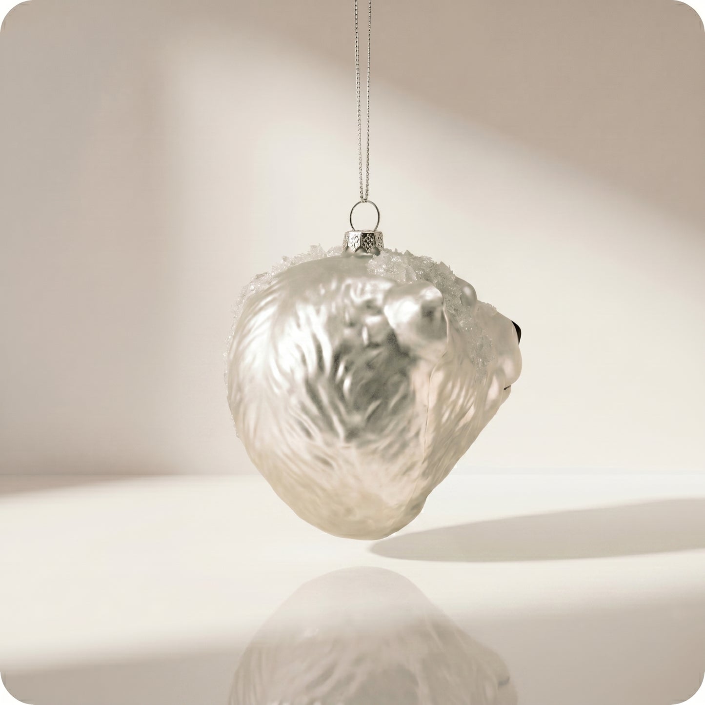Esfera de cabeza de oso polor de cristal con brillo