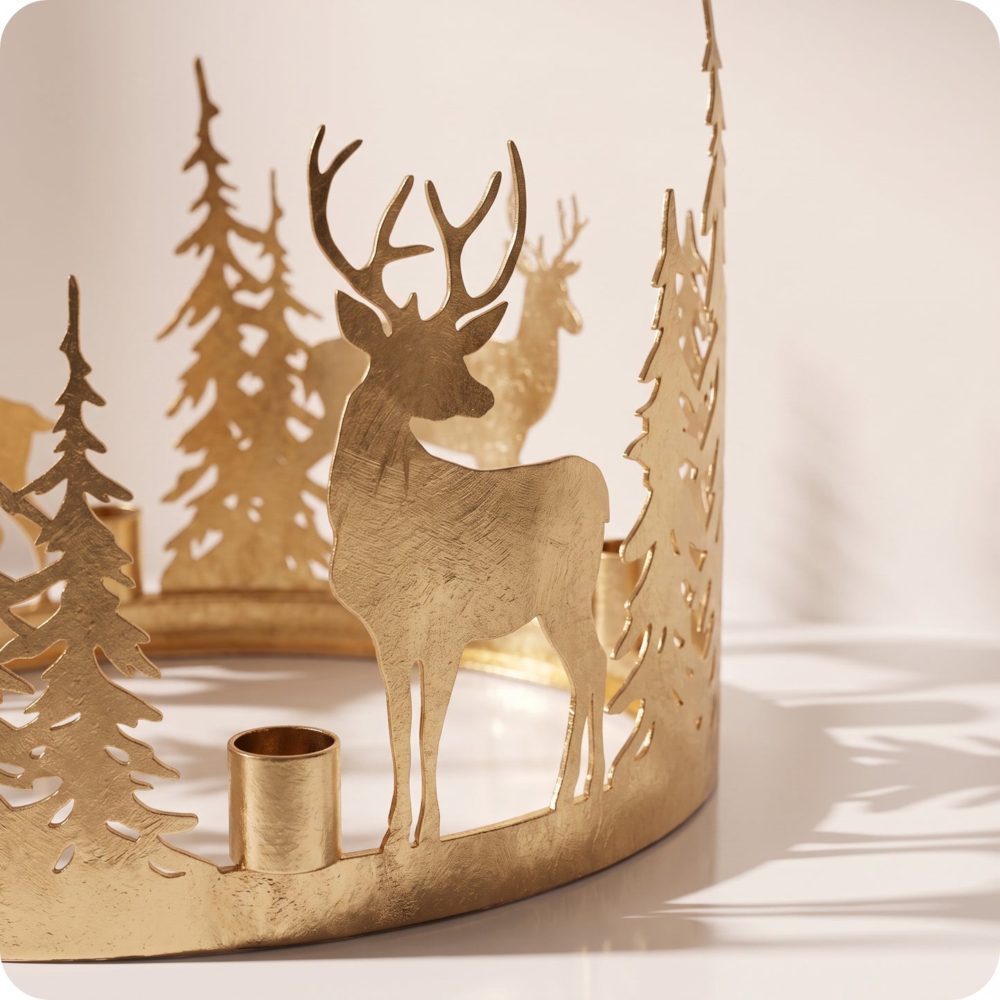 Candelabro tipo bosque dorado