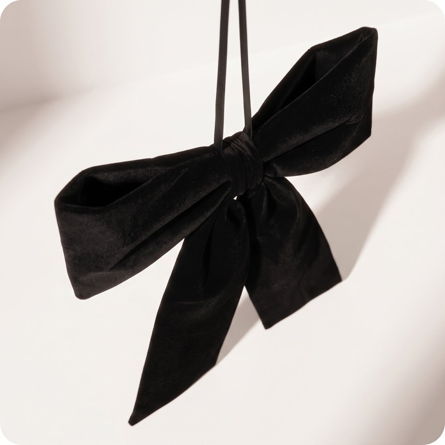 Esfera de moño negro de terciopelo