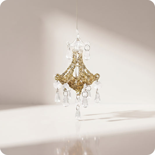 Esfera de candelabro con vidrio y brillos dorados 14 cm