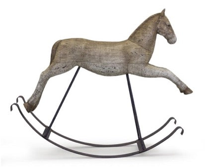 CABALLO MECEDOR DE RESINA  57 CM ANCHO X 49 CM ALTO