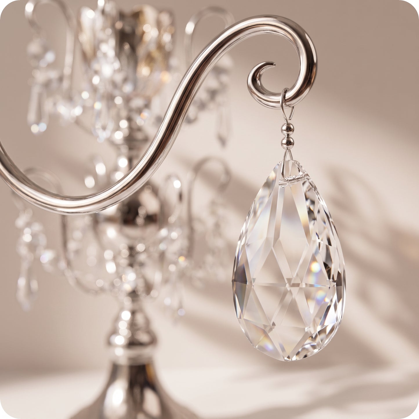 Candelabro chapado en níquel con cristal plateado pequeño