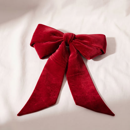 Moño rojo de terciopelo, 1.60 x 75 cm.