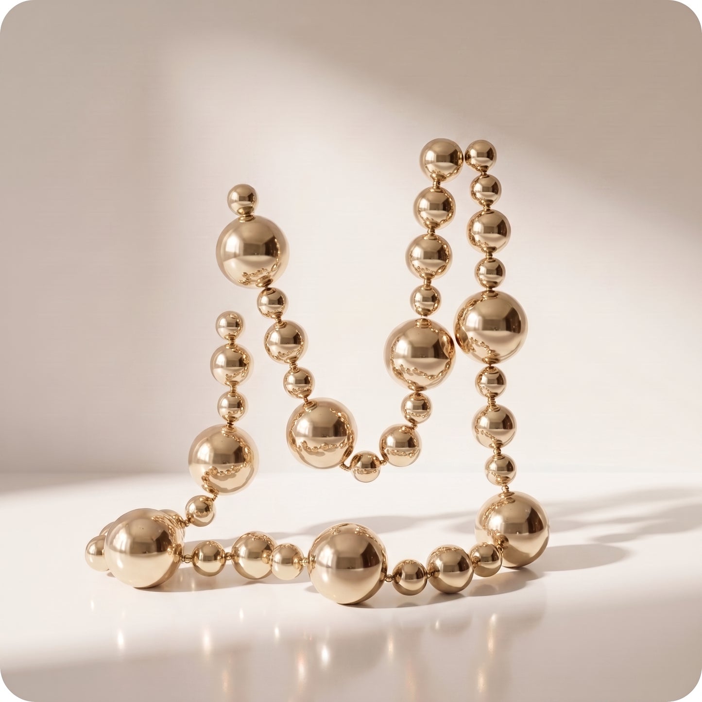 Guirnalda navideña de patron esfera grande y pequeñas champagne brillante