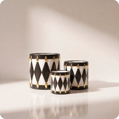Set de tambores de resina negro con blanco y rombos