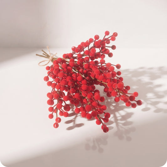 Rama de berries rojas