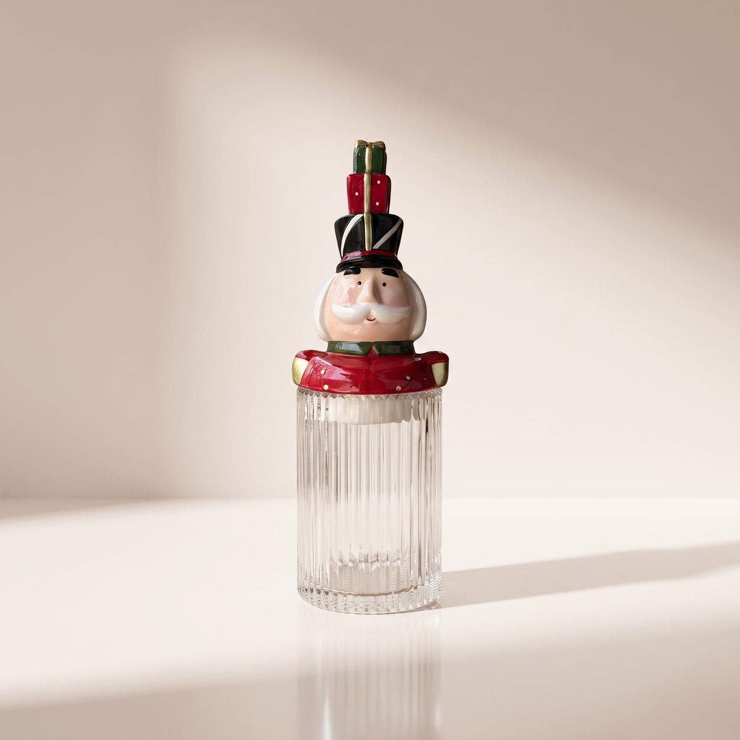 Tarro navidad decorativo multicolor de cascanueces con regalos