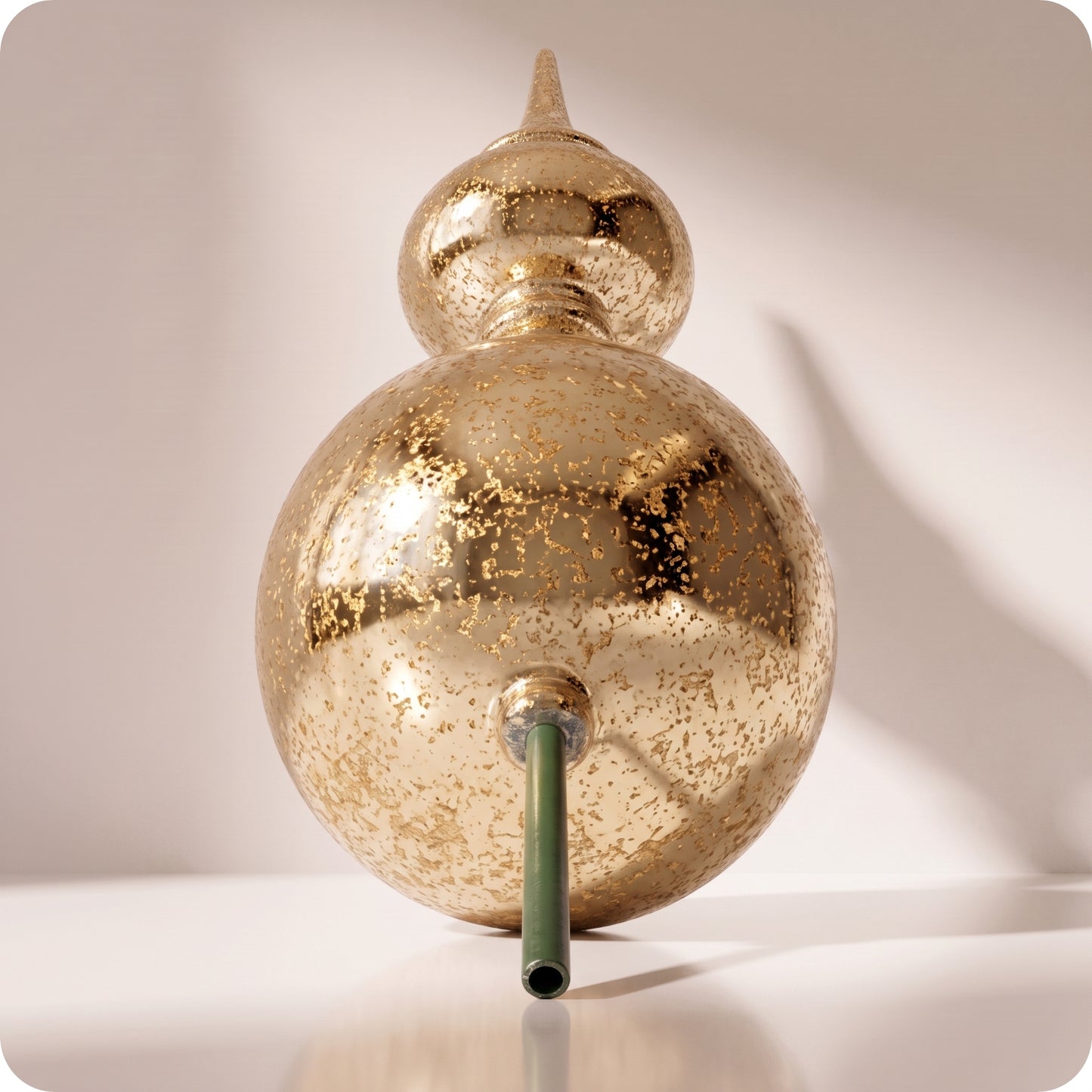 Esfera dorada mercury finial stake 61 cm