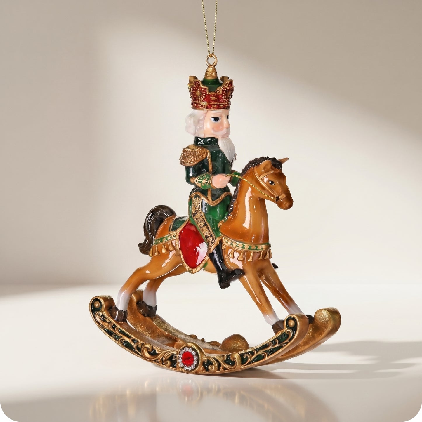 Esfera de cascanuez royal en caballo