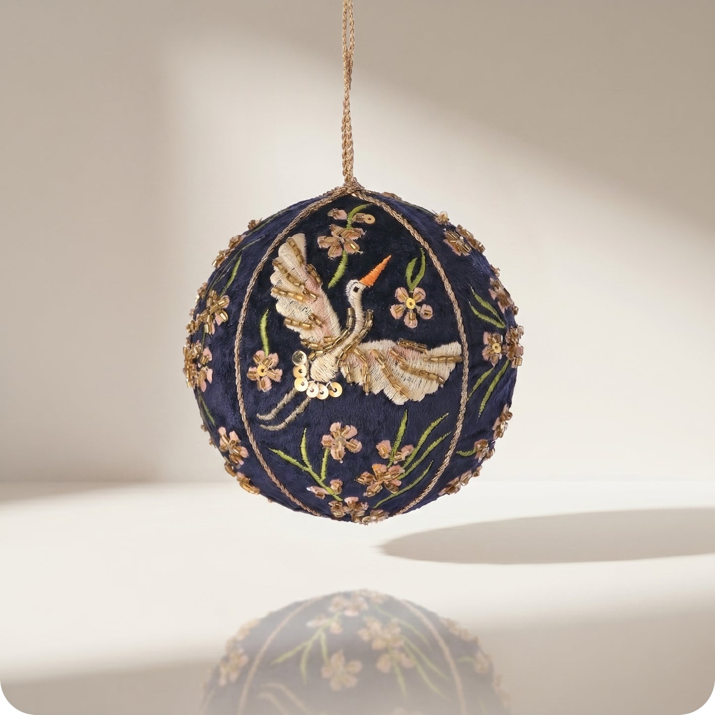 Esfera de cuentas bordada bola floral