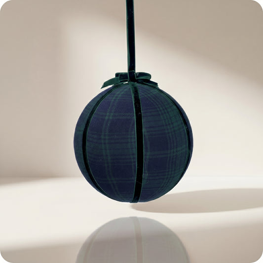 Esfera de terciopelo a cuadros