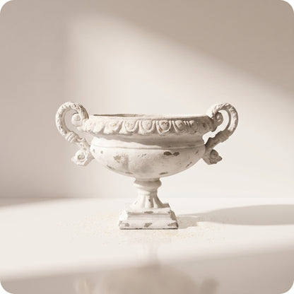 Tazón de yeso blanco antiguo